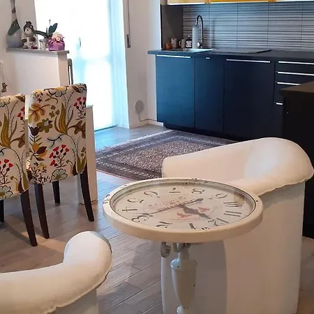 Apartman Due Passi Dalla Val Grande- Il Treno Del Foliage Domodossola